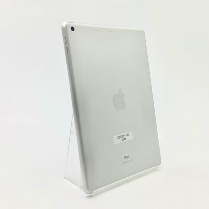 【全額返金保証】【最速発送】Apple iPad 第7世代 32GB シルバー Wi-Fi 美品 動作確認済