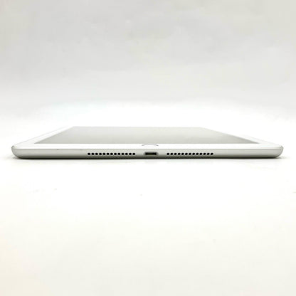 【全額返金保証】【最速発送】Apple iPad 第6世代 32GB シルバー Wi-Fi 動作確認済