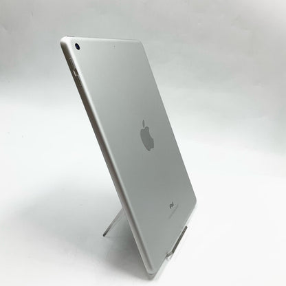 【全額返金保証】【最速発送】Apple iPad 第6世代 32GB シルバー Wi-Fi 動作確認済