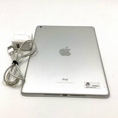 【全額返金保証】【最速発送】Apple iPad 第5世代 32GB シルバー Wi-Fi 動作確認済