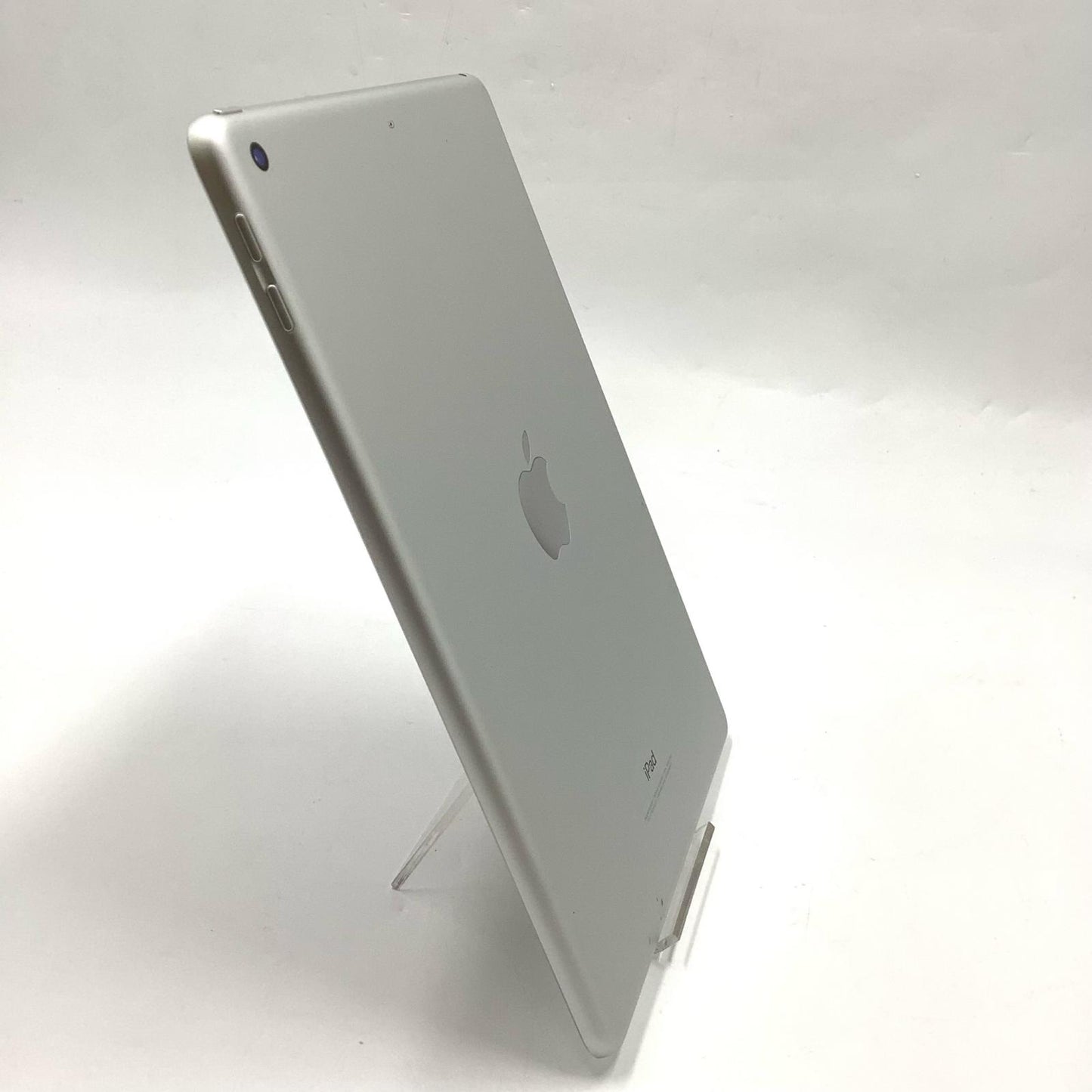 【全額返金保証】【最速発送】Apple iPad 第5世代 128GB シルバー Wi-Fi 動作確認済