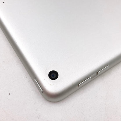 【全額返金保証】【最速発送】Apple iPad 第6世代 32GB シルバー Wi-Fi 美品 動作確認済