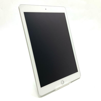 【全額返金保証】【最速発送】Apple iPad 第6世代 32GB シルバー Wi-Fi 動作確認済