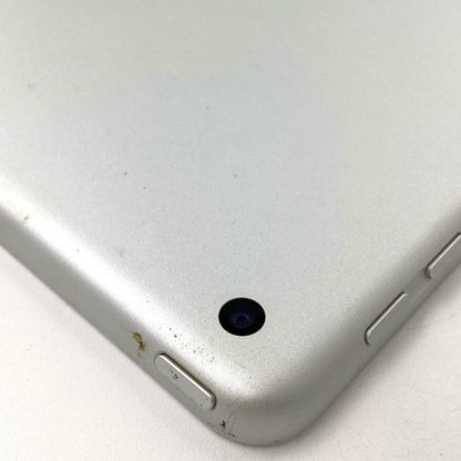 【全額返金保証】【最速発送】Apple iPad 第5世代 128GB シルバー Wi-Fi 動作確認済