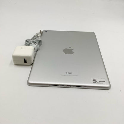 【全額返金保証】【最速発送】Apple iPad 第5世代 128GB シルバー Wi-Fi 動作確認済