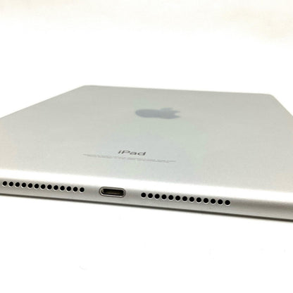 【全額返金保証】【最速発送】Apple iPad 第6世代 32GB シルバー Wi-Fi 動作確認済