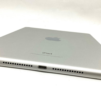 【全額返金保証】【最速発送】Apple iPad 第6世代 32GB シルバー Wi-Fi 動作確認済