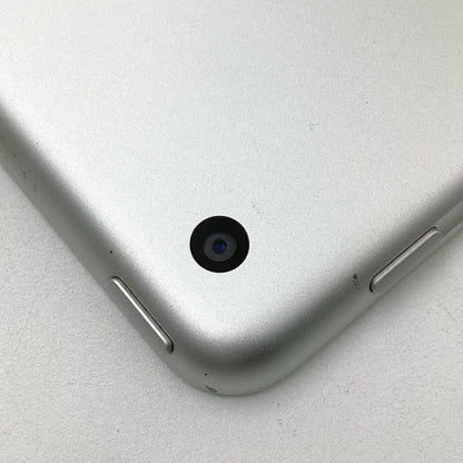 【全額返金保証】【最速発送】Apple iPad 第6世代 32GB シルバー Wi-Fi 動作確認済