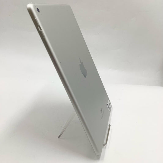 【全額返金保証】【最速発送】Apple iPad 第6世代 32GB シルバー Wi-Fi 動作確認済