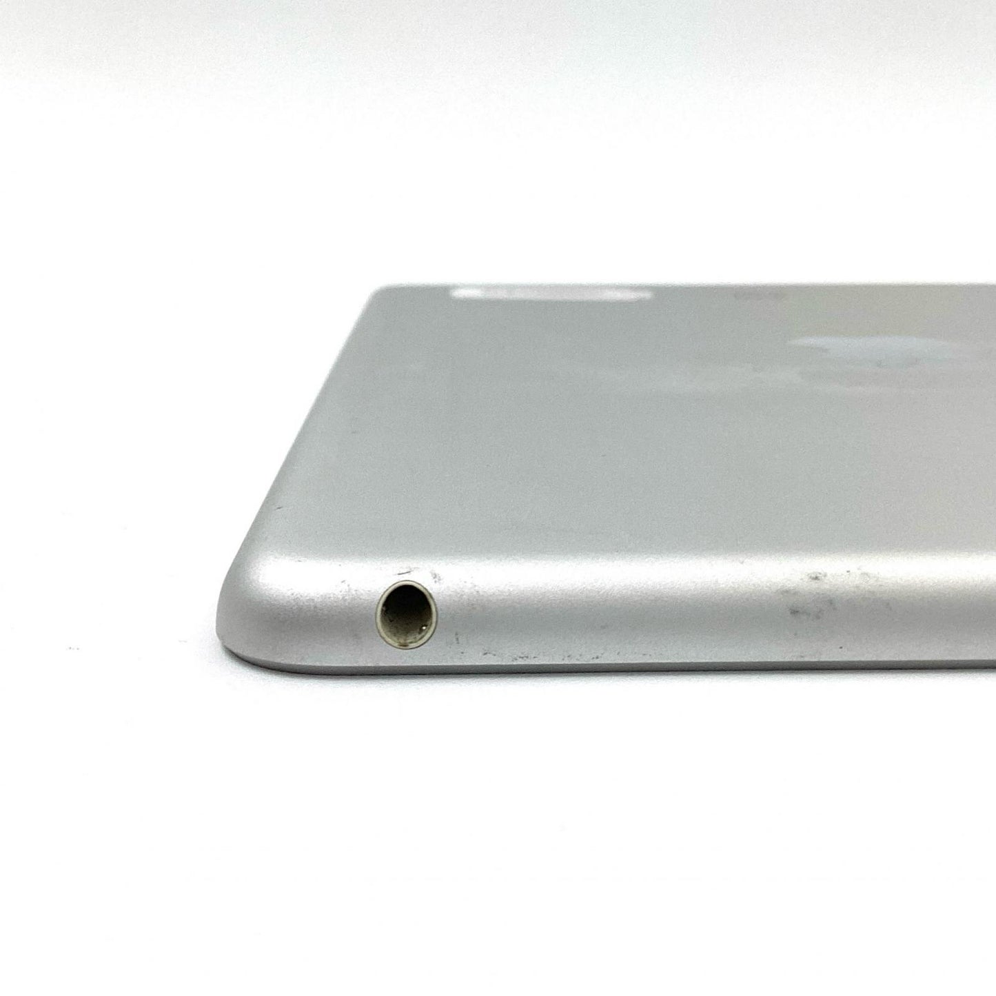 【全額返金保証】【最速発送】Apple iPad 第6世代 32GB シルバー Wi-Fi 動作確認済