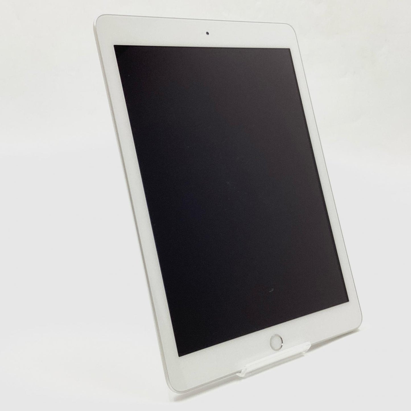 【全額返金保証】【最速発送】Apple iPad 第6世代 32GB シルバー Wi-Fi 動作確認済