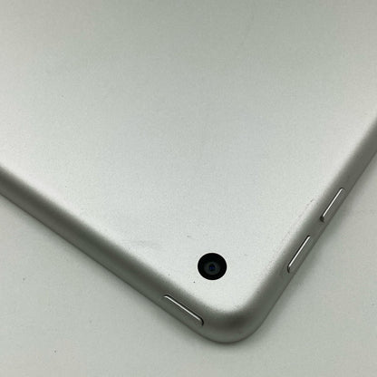 【全額返金保証】【最速発送】Apple iPad 第6世代 32GB シルバー Wi-Fi 動作確認済