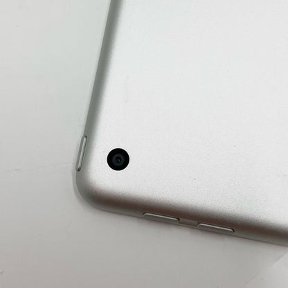 【全額返金保証】【最速発送】Apple iPad 第6世代 32GB シルバー Wi-Fi 動作確認済