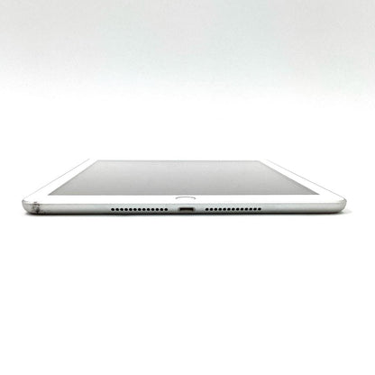 【全額返金保証】【最速発送】Apple iPad 第6世代 32GB シルバー Wi-Fi 動作確認済
