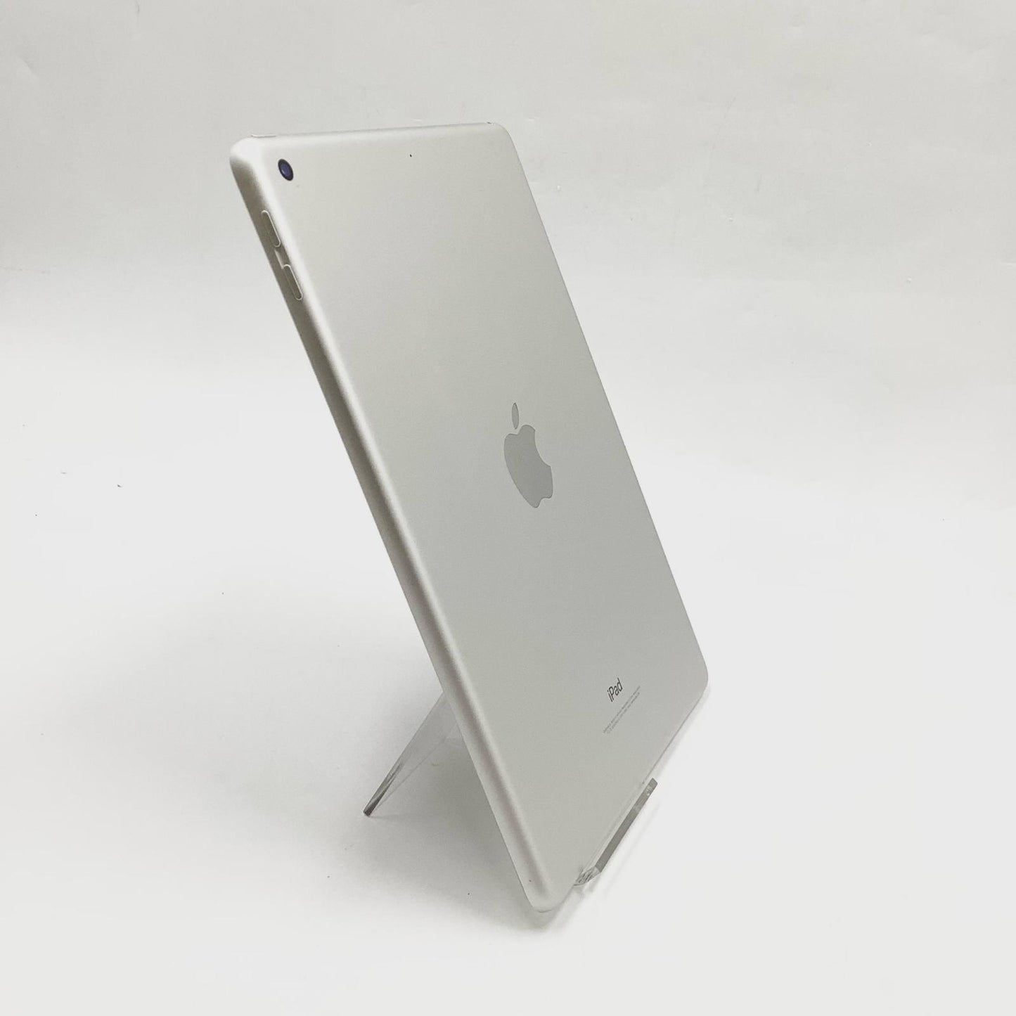 【全額返金保証】【最速発送】Apple iPad 第6世代 32GB シルバー Wi-Fi 動作確認済