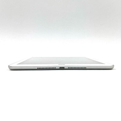 【全額返金保証】【最速発送】Apple iPad 第5世代 128GB シルバー Wi-Fi 動作確認済