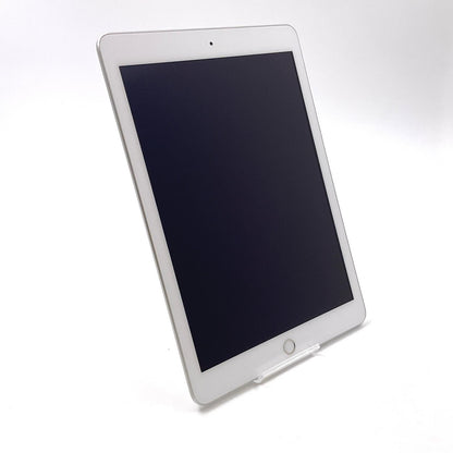【全額返金保証】【最速発送】Apple iPad 第5世代 128GB シルバー Wi-Fi 動作確認済