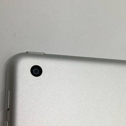 【全額返金保証】【最速発送】Apple iPad 第5世代 128GB シルバー Wi-Fi 動作確認済