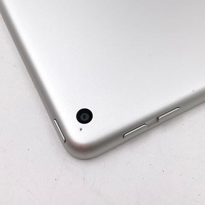 【全額返金保証】【最速発送】Apple iPad 第5世代 128GB シルバー Wi-Fi 動作確認済