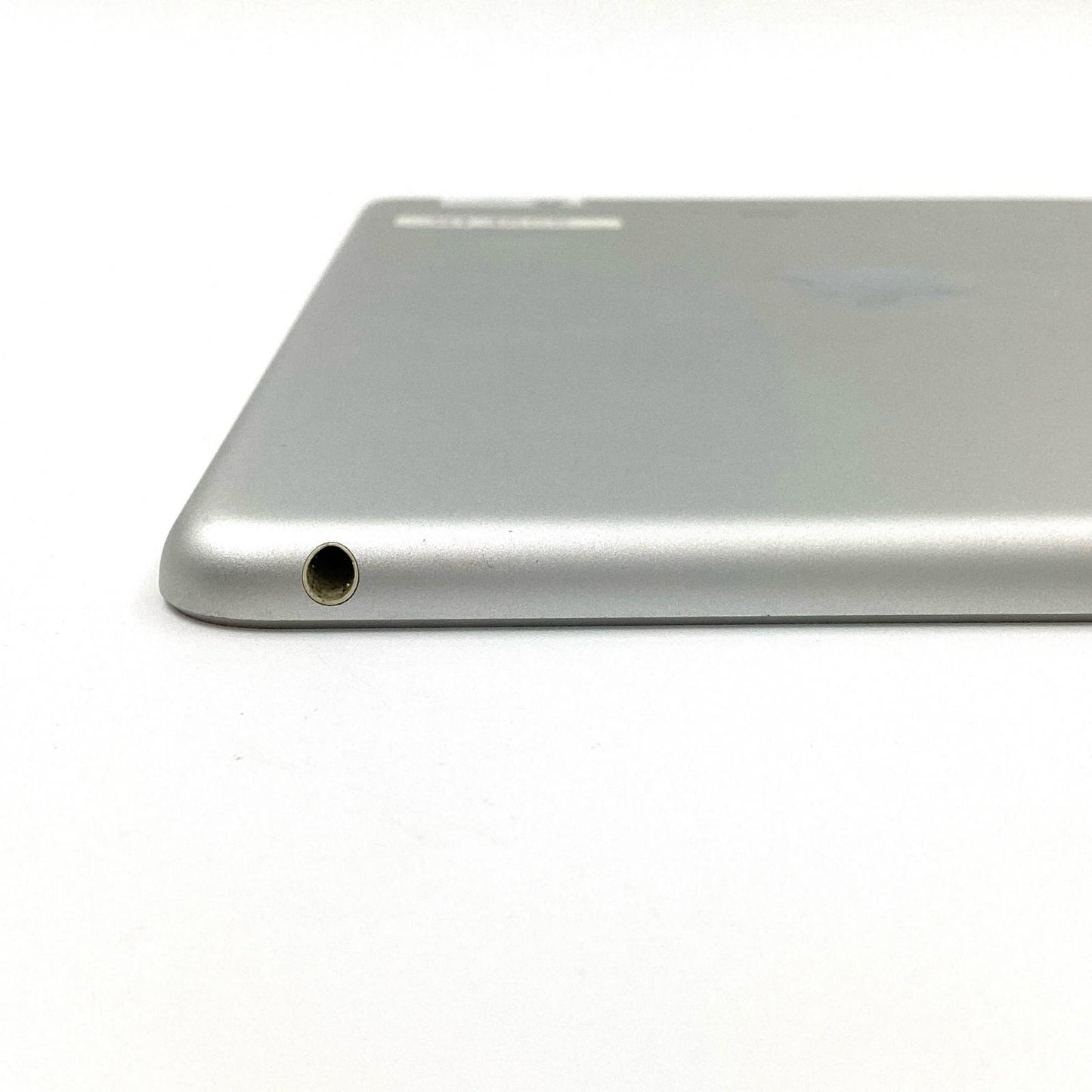 【全額返金保証】【最速発送】Apple iPad 第5世代 128GB シルバー Wi-Fi 動作確認済