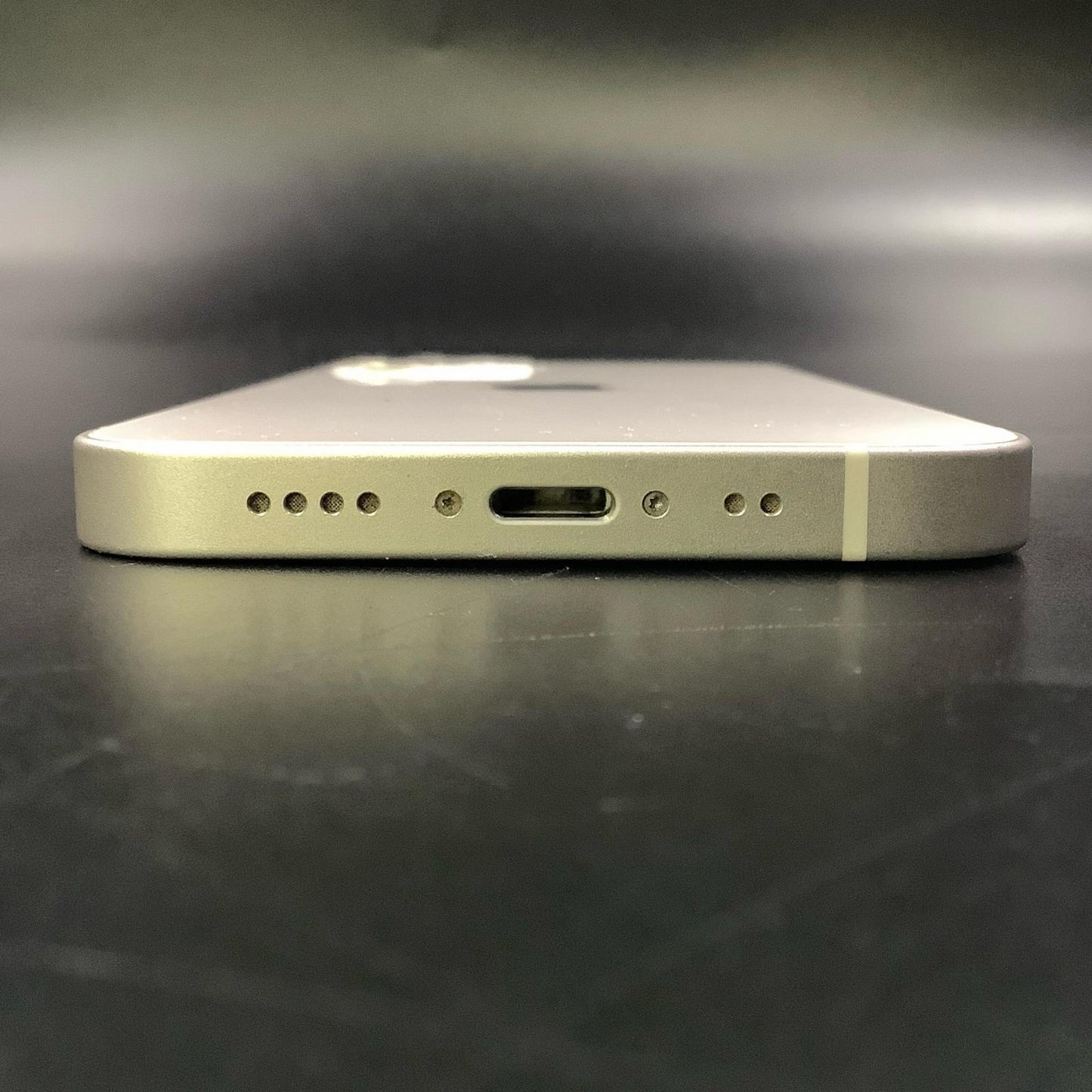【全額返金保証】【最速発送】Apple iPhone iPhone 12 mini 64GB ホワイト au 白ロム 動作確認済 82%