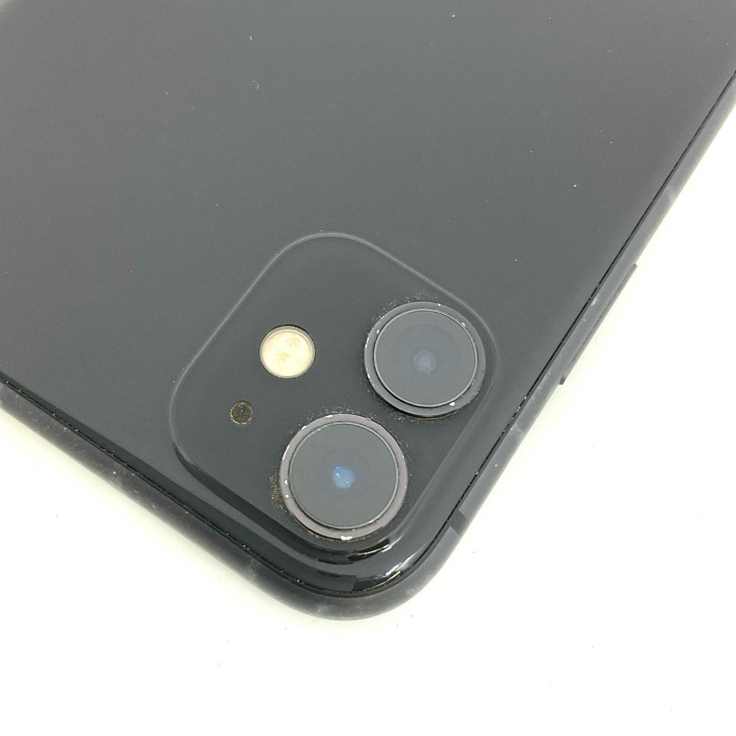 【全額返金保証】【最速発送】Apple iPhone iPhone 11 64GB ブラック Softbank 白ロム 動作確認済 75%