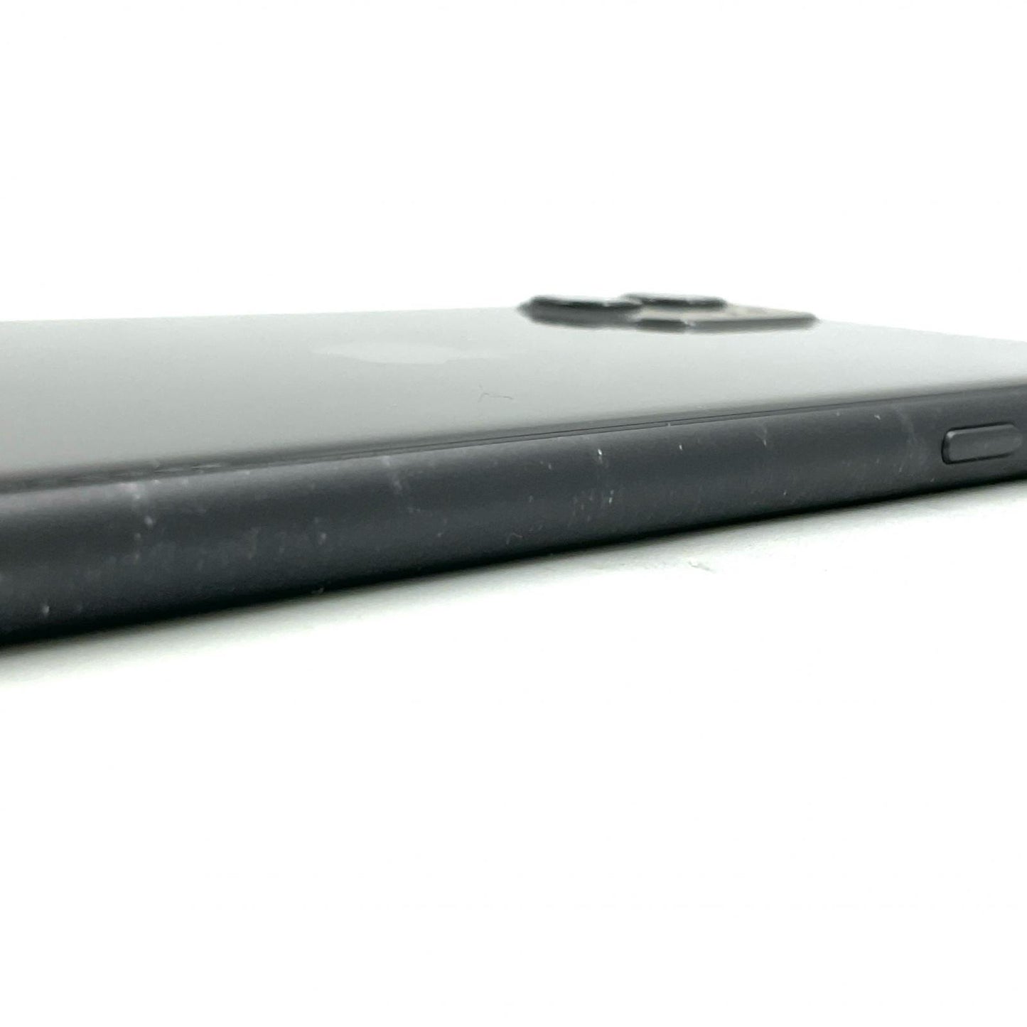 【全額返金保証】【最速発送】Apple iPhone iPhone 11 64GB ブラック Softbank 白ロム 動作確認済 75%