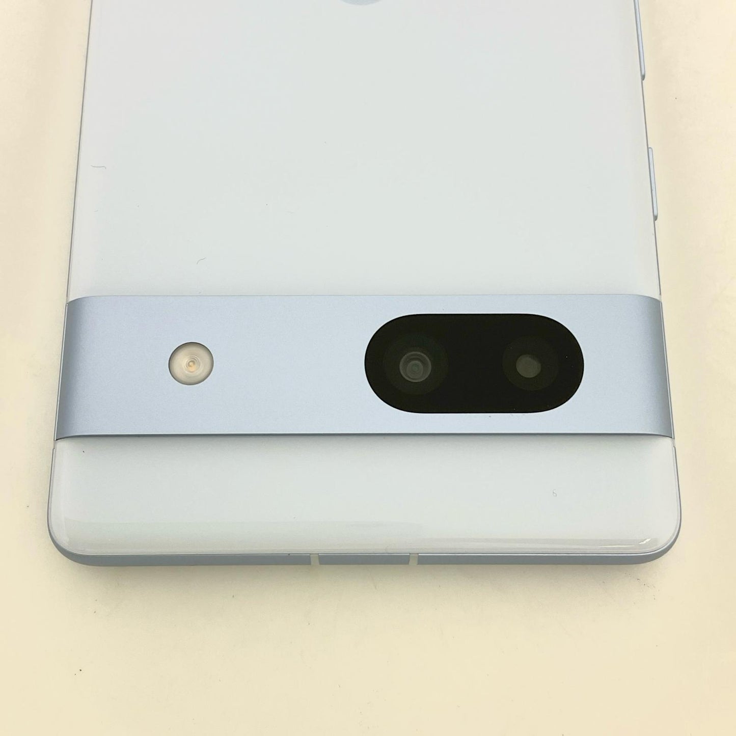 【全額返金保証】【最速発送】Google Pixel 7a 128GB Sea docomo G82U8 白ロム 動作確認済