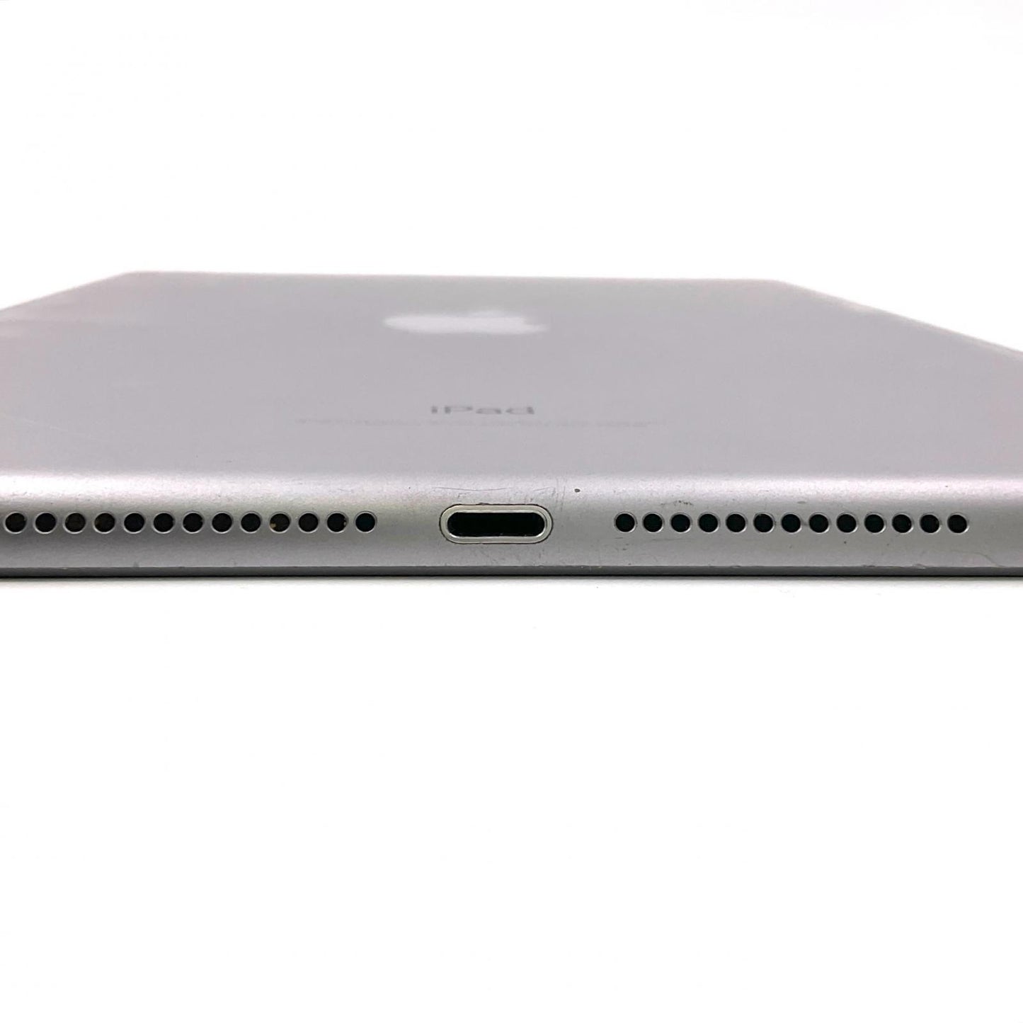 【最速発送】Apple iPad iPad 9.7インチ 第6世代 32GB シルバー WiFi+Cellular Softbank 白ロム【難有】