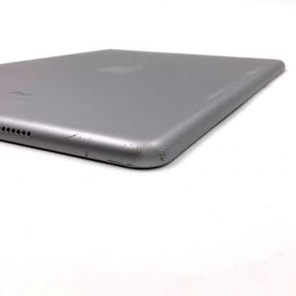 【最速発送】Apple iPad iPad 9.7インチ 第6世代 32GB シルバー WiFi+Cellular Softbank 白ロム【難有】