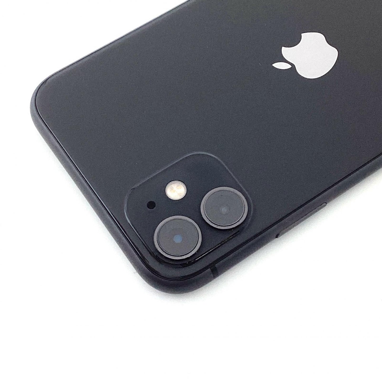 【全額返金保証】【最速発送】Apple iPhone iPhone 11 128GB ブラック Softbank 白ロム 動作確認済 79%