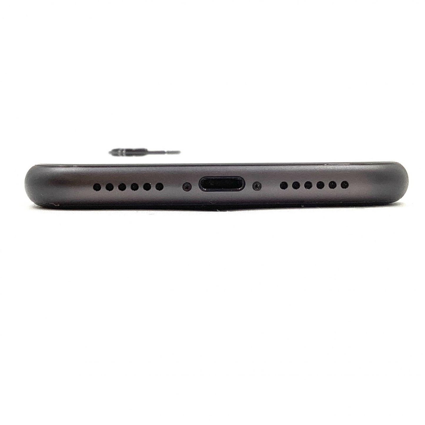 【全額返金保証】【最速発送】Apple iPhone iPhone 11 128GB ブラック Softbank 白ロム 動作確認済 79%