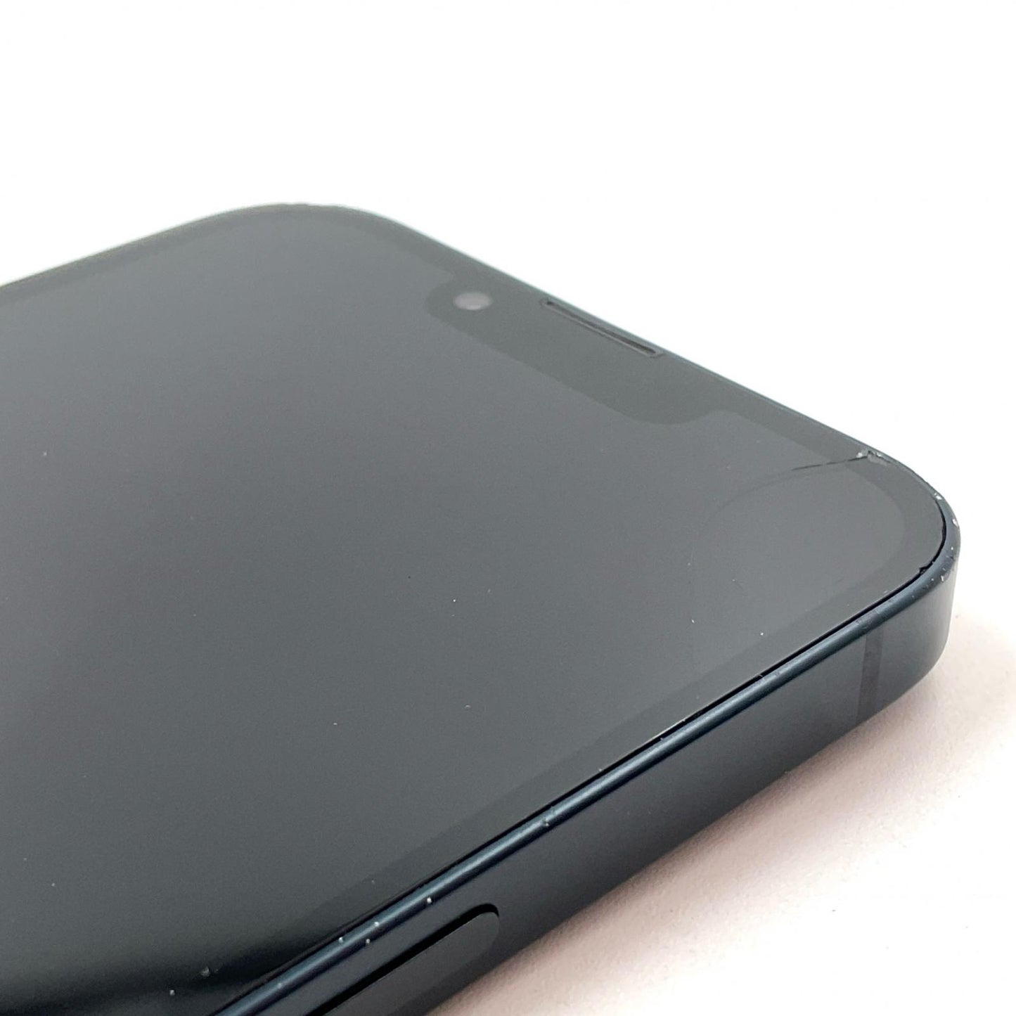 【全額返金保証】【最速発送】Apple iPhone iPhone 13 256GB ミッドナイト docomo 白ロム 動作確認済 85%