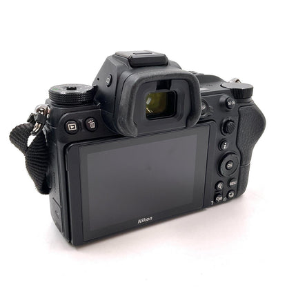 【全額返金保証】【最速発送】Nikon デジタル一眼 Z 6 ボディ ブラック 美品 動作確認済