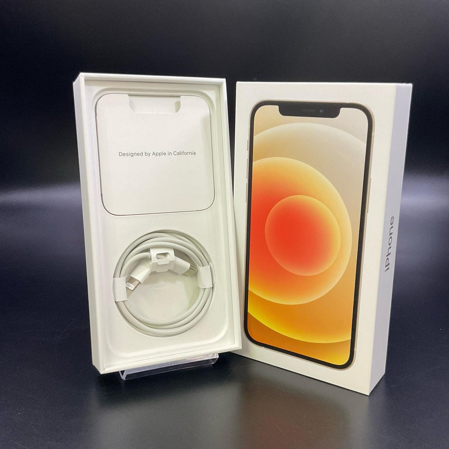【全額返金保証】【最速発送】Apple iPhone iPhone 12 256GB ホワイト au 動作確認済 77%