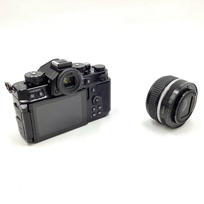 【全額返金保証】【最速発送】Nikon デジタル一眼 Z f 40mm f/2(SE)レンズキット ブラック 美品 動作確認済