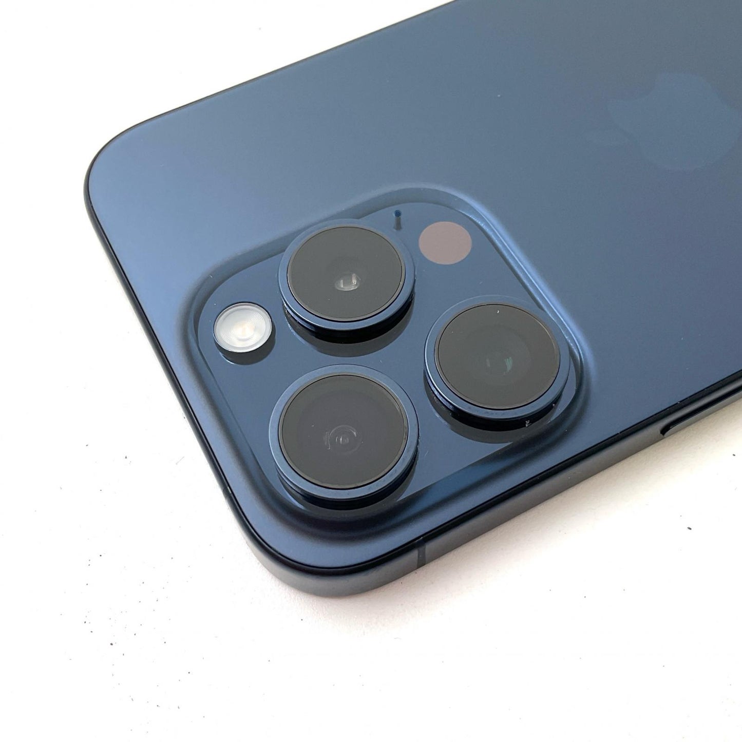 【全額返金保証】【最速発送】Apple iPhone iPhone 15 Pro 128GB ブルーチタニウム SIMフリー 白ロム 美品 動作確認済 90%