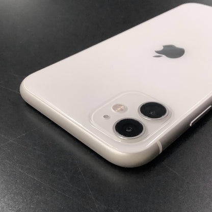 【全額返金保証】【最速発送】Apple iPhone iPhone 11 64GB ホワイト au SIMフリー 白ロム 動作確認済 86%