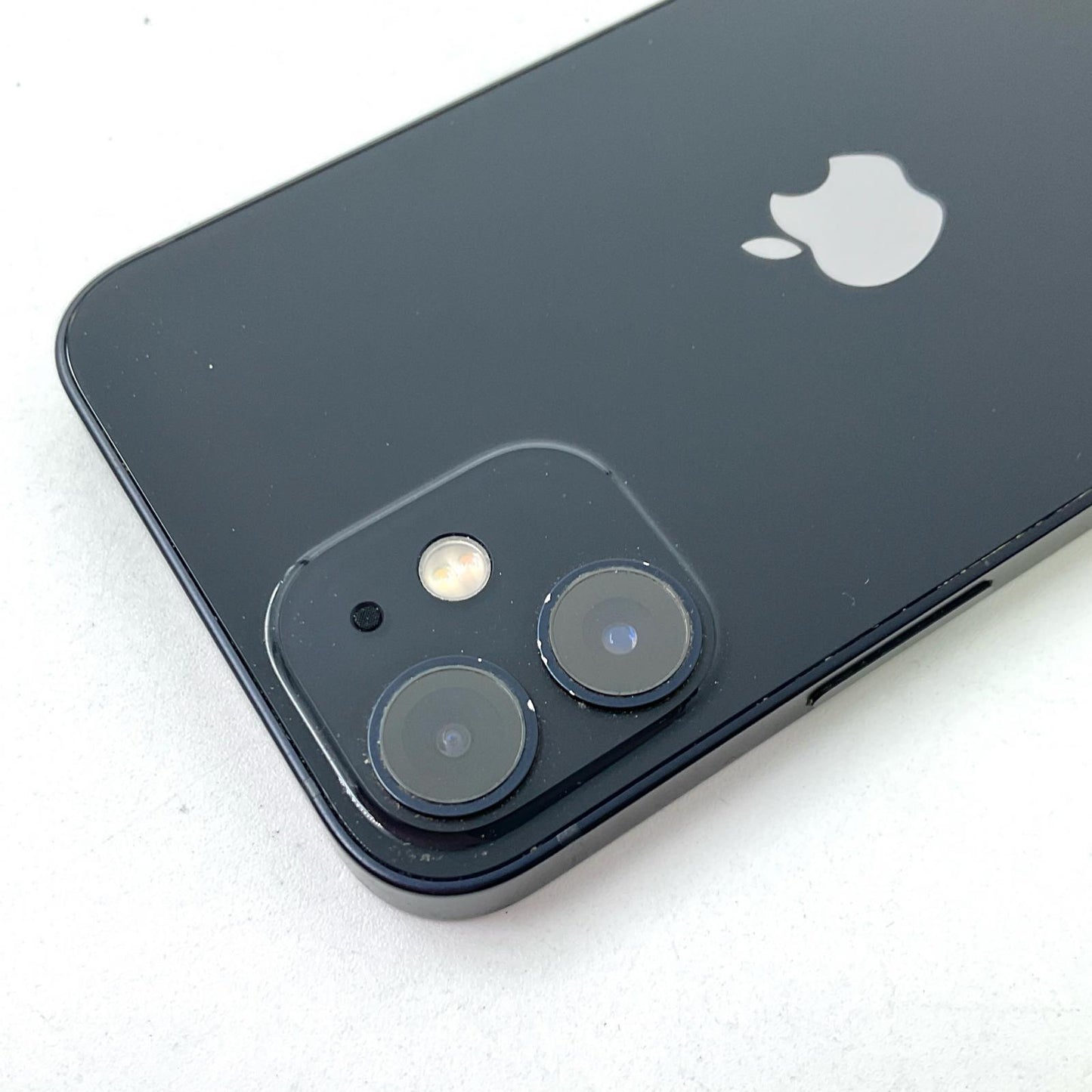 【全額返金保証】【最速発送】Apple iPhone iPhone 12 mini 256GB ブラック au 白ロム 動作確認済 74%