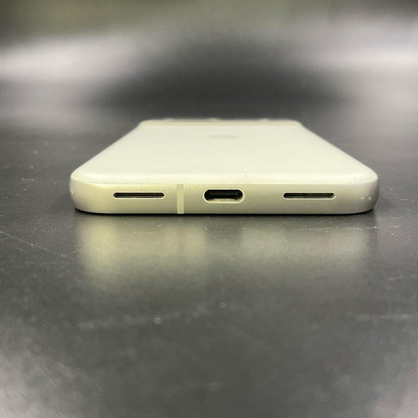 【全額返金保証】【最速発送】Google Pixel 8a 128GB Porcelain (ポーセリン) au G576D 白ロム 動作確認済