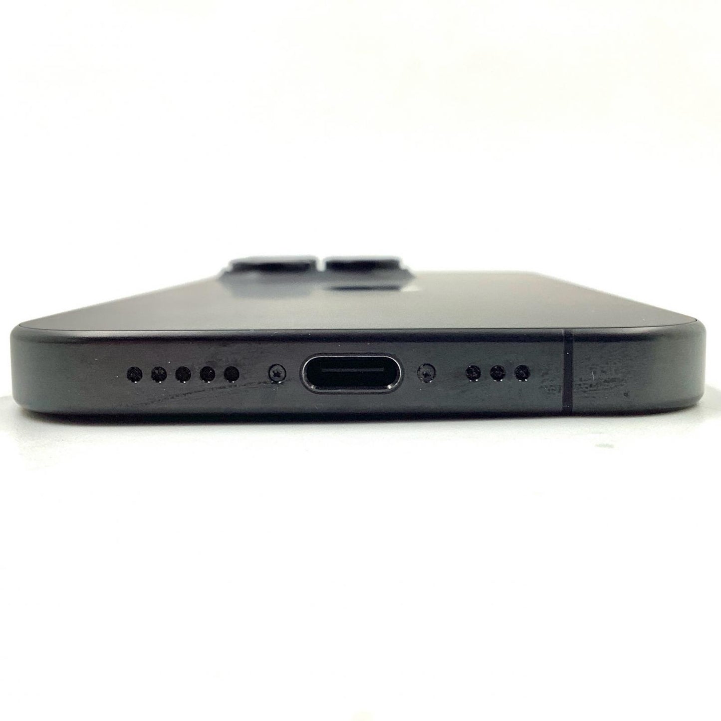【全額返金保証】【最速発送】Apple iPhone iPhone 15 Pro 256GB ブラックチタニウム au 動作確認済 87%