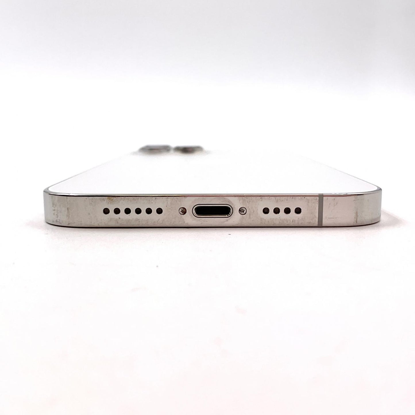 【全額返金保証】【最速発送】Apple iPhone iPhone 12 Pro Max 128GB シルバー docomo 白ロム 動作確認済 88%
