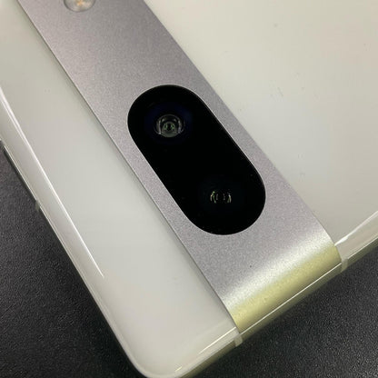【全額返金保証】【最速発送】Google Pixel 7a 128GB スノー docomo SIMフリー G82U8 動作確認済