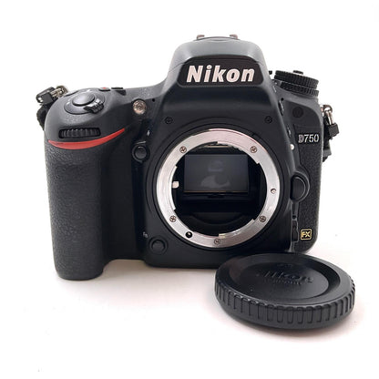 【全額返金保証】【最速発送】Nikon デジタル一眼 D750 ブラック 動作確認済