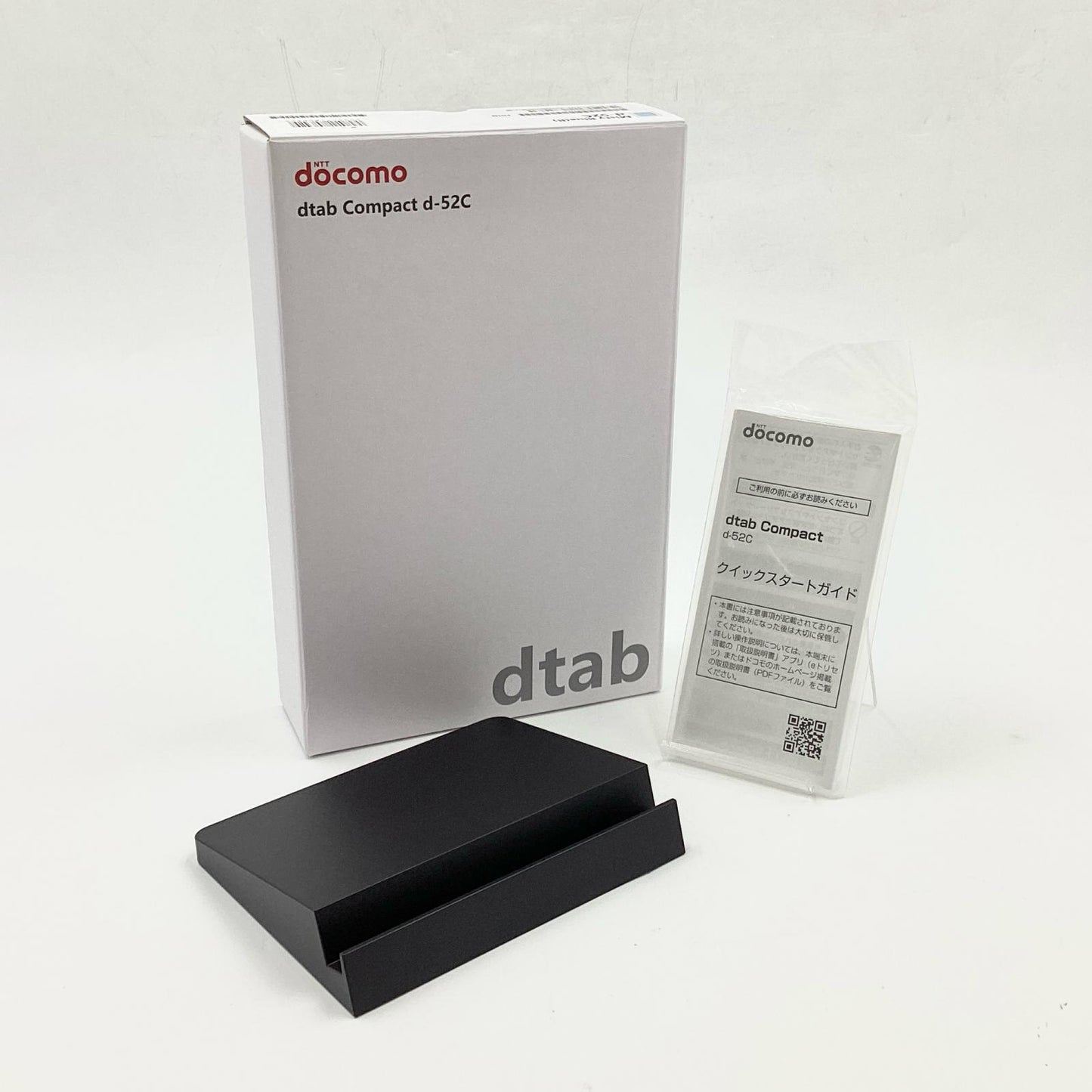 【全額返金保証】【最速発送】Docomo dtab Compact d-52C 8.4インチ 64GB docomo SIMフリー 白ロム 美品 動作確認済