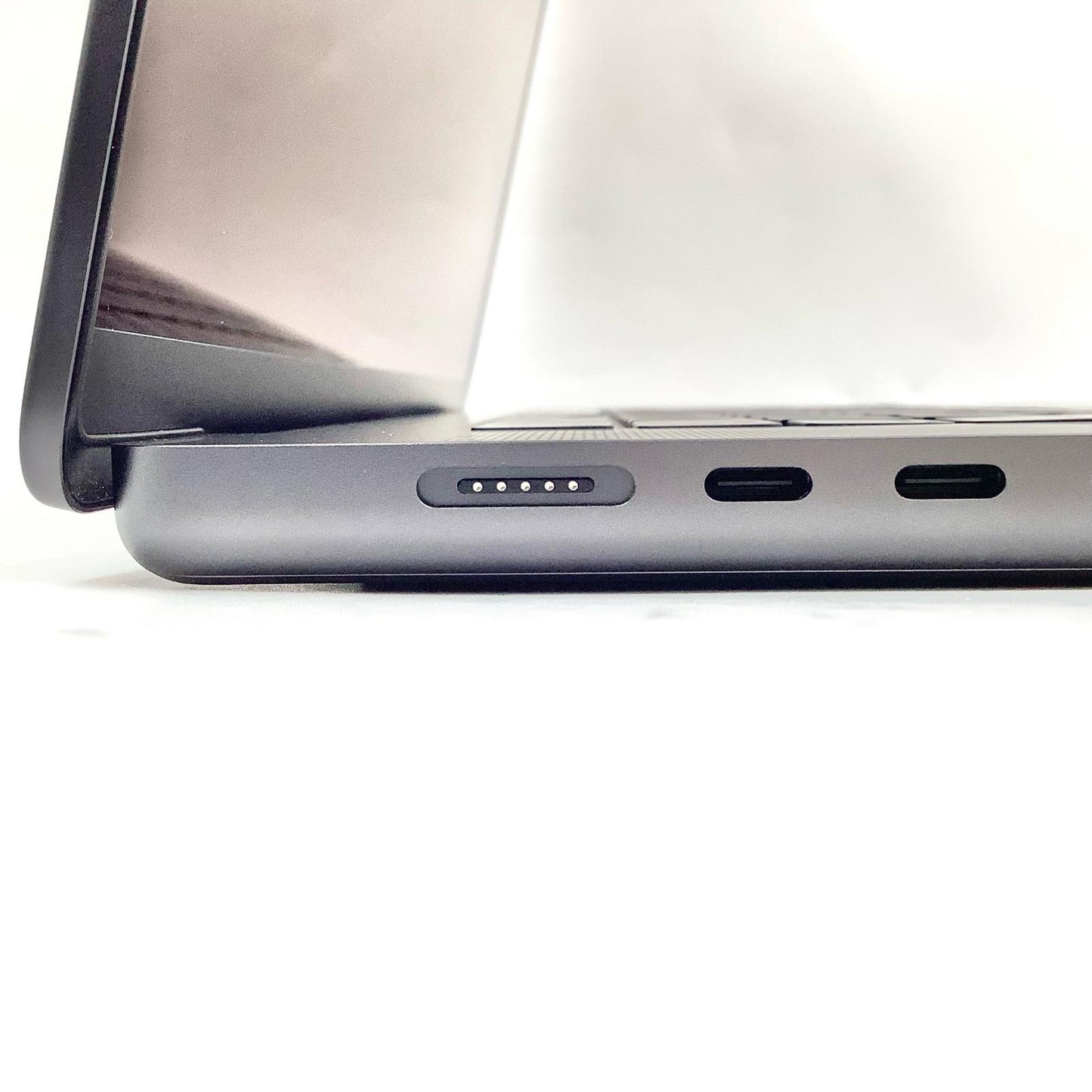 【全額返金保証】【最速発送】Apple MacBook Pro 16インチ 2024 Apple M4 Pro 48GB SSD 1TB スペースブラック 100% 超美品 動作確認済