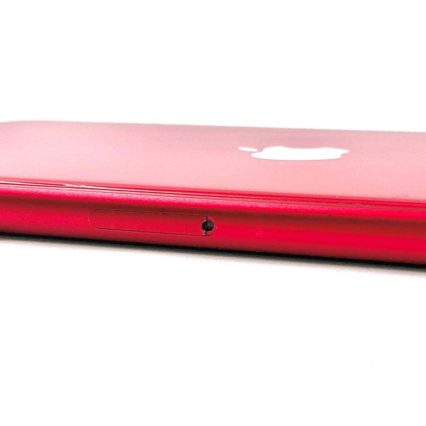 【全額返金保証】【最速発送】Apple iPhone iPhone SE（第2世代） 128GB (PRODUCT)RED au 白ロム 動作確認済 74%
