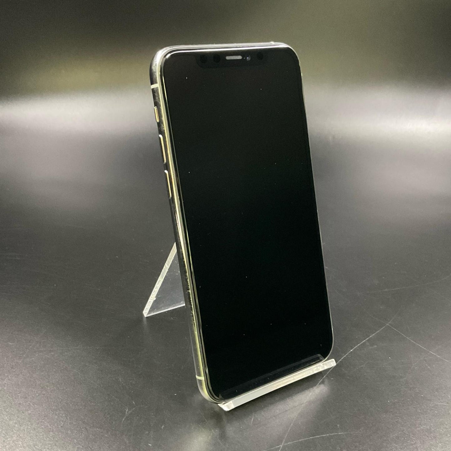 【全額返金保証】【最速発送】Apple iPhone iPhone 11 Pro 64GB シルバー docomo 白ロム 動作確認済 98%