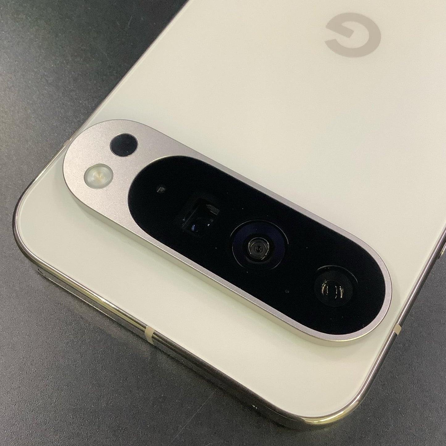 【全額返金保証】【最速発送】Google Pixel 9 Pro XL 256GB Porcelain SIMフリー GQ57S 白ロム 超美品 動作確認済