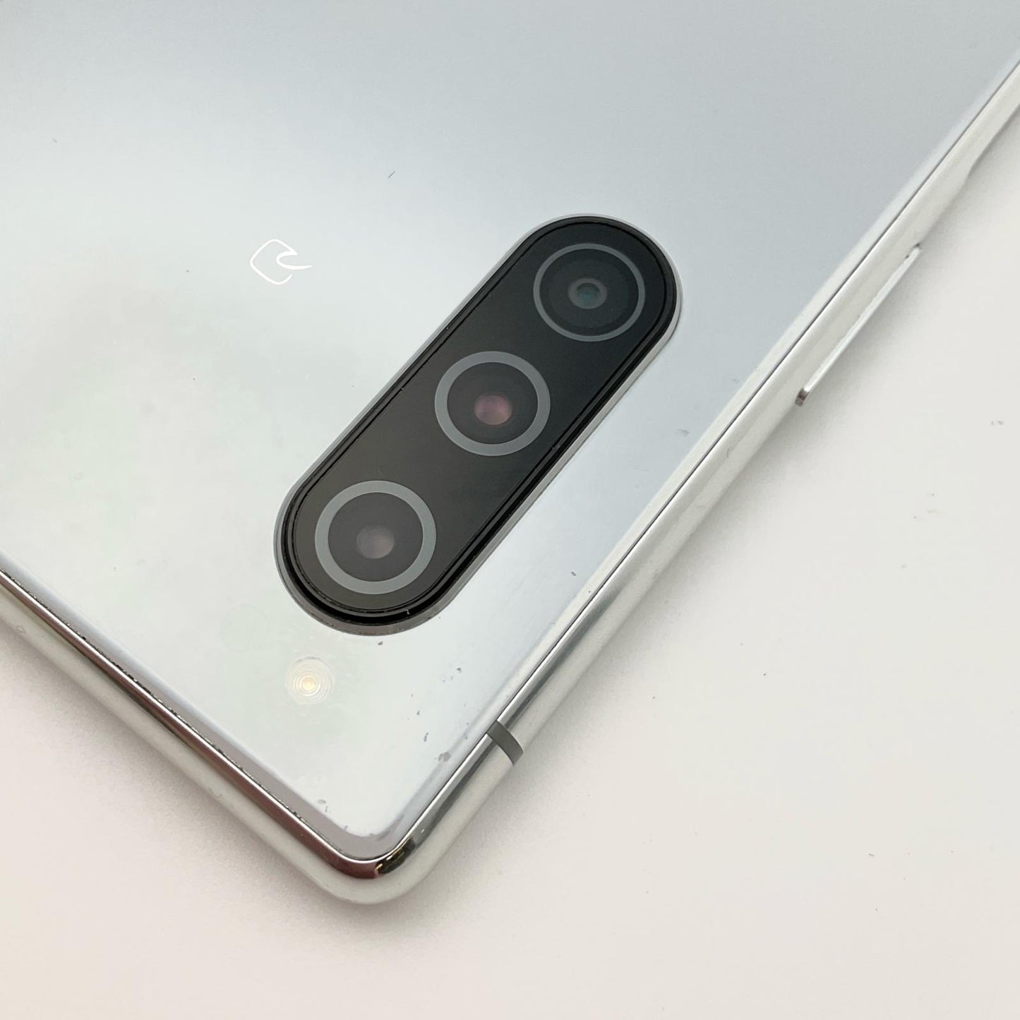 【全額返金保証】【最速発送】Sony Xperia 5 64GB Grey docomo SO-01M 白ロム 動作確認済